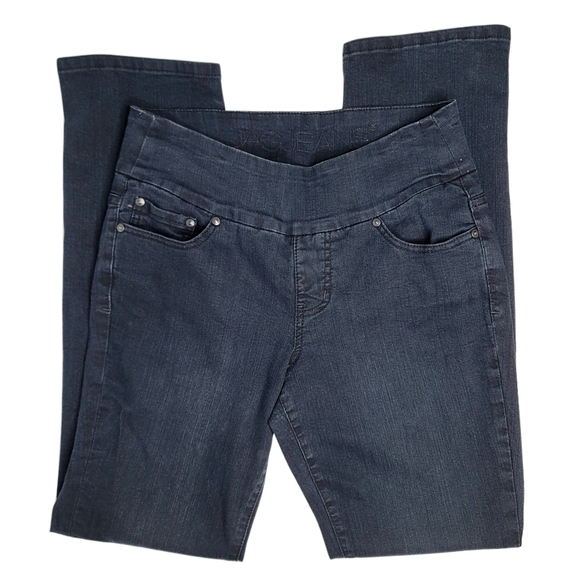 Jag strait leg pull on jeans dark wash light black. Size 8. - Picture 2 of 8